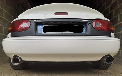 Ducktail with without - ducktail, or