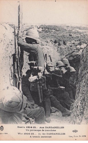 Aux dardanelles un periscope - aux,