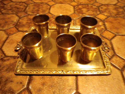 Anciens gobelet liqueur en - a,