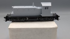 Walthers 932-1350 HO EMD SW-1