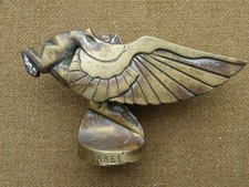 ANCIENNE MASCOTTE DE RADIATEUR AUTOMOBILE MARQUÉE DAREL - CENTAURESSE