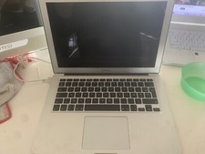 Macbook air 2012 à réparer/pour pièces