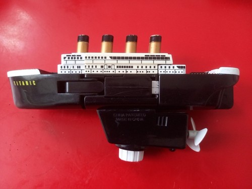 Jouet titanic bot - jouet, titanic-bot
