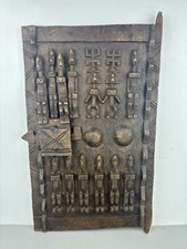 ART AFRICAIN. DOGONS du Mali - Porte de grenier. ( 55 cm X 35 cm )
