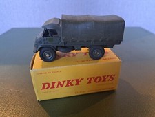 ANCIENNE CAMIONNETTE MILITAIRE