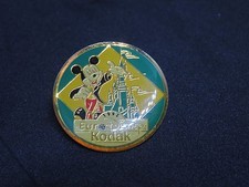 PIN'S Pin's Mickey 1992 DISNEY EuroDisney Resort Paris KODAK Château 