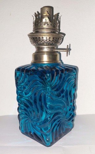 Lampe petrole cristal - a, de