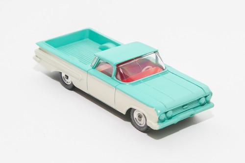 Dinky toys chevrolet - dinky,