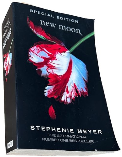New moon meyer stephenie - meyer,,