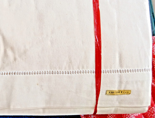 Anciens neufs draps metis - neufs, !