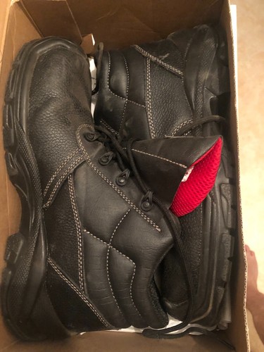 Paire chaussure sécurité