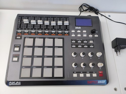 Akai professional mpd32 - akai,