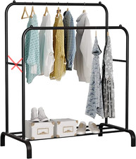 Porte-manteau sur pied en