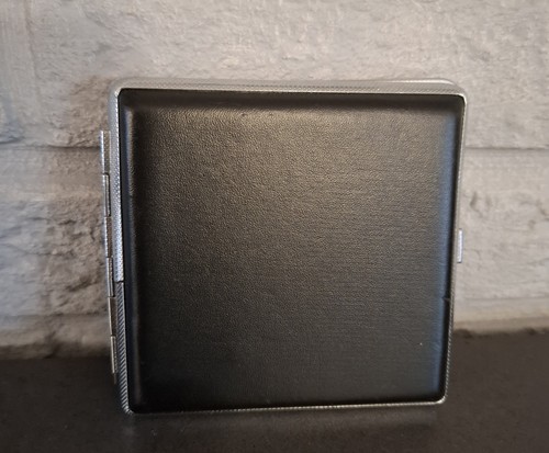 Etui cigarettes - à,