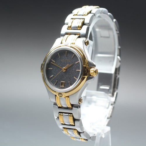 Presque comme neuve montre - [presque, neuve]