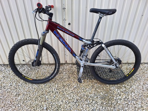 Vtt homme kona - homme, dee-lux