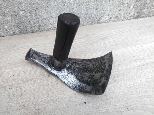 Herminette tille de - ou,