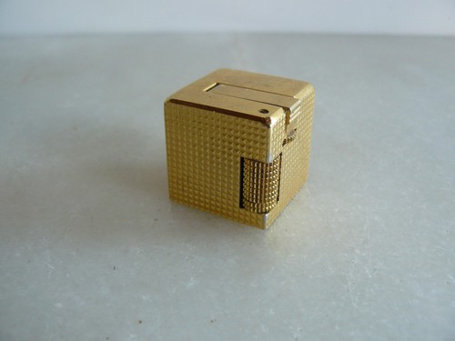 Briquet gaz cube ippag - ,