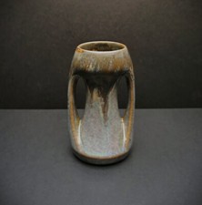 Ancien vase à 2 anses en