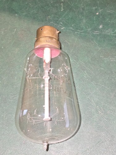 Ancienne ampoule pointe en - ampoule, à