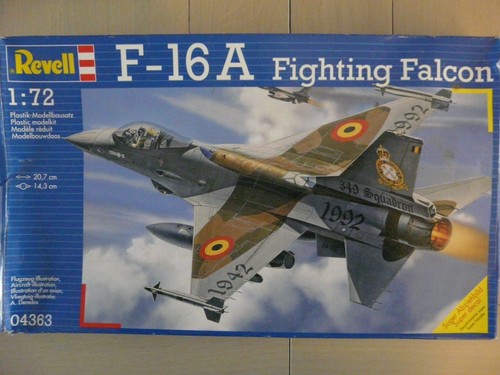 Maquette avion revell - 1/72,