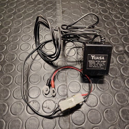 Chargeur batterie moto - batterie, yuasa