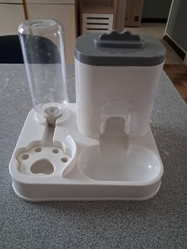Distributeur eau croquettes - distributeur, eau/