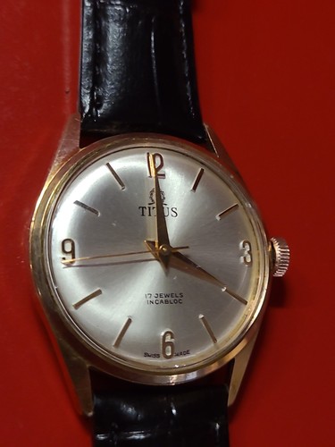 Ancienne montre homme - , titus