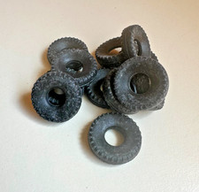 Lot de 12 pneus 20/8 (843)