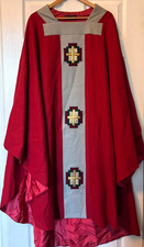 RARE CATHOLIC PRIESTS RED GRAY GREEN & GOLD CHASUBLE FRENCH FILS PARIS FRANCE