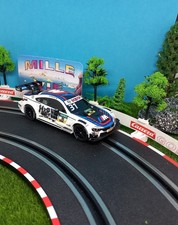 Voiture pour circuit Carrera