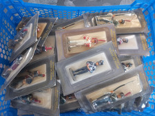 LOT DE 30 SOLDATS DE PLOMB