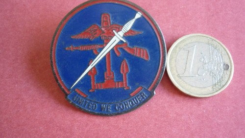 Pins militaire commandos - ,
