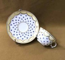 old porcelain mug MANUFACTURE DE SEVRES signed S55 year 1855 19th century