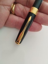 Stylo Parker Sonnet Premier Attributs P. Or 18K Goldplated Trim Rollerball Pen