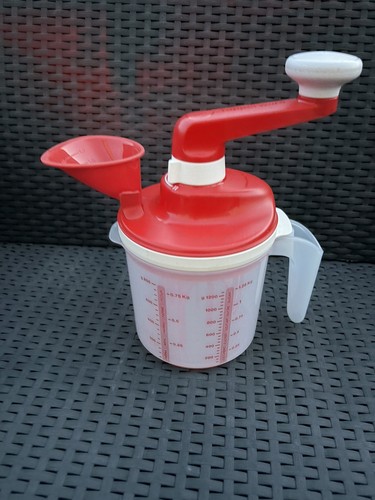 Tupperware speedy chef - -,