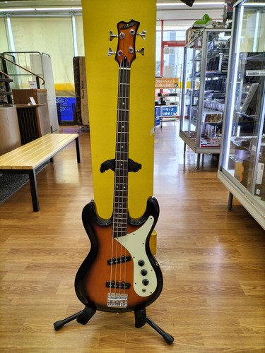Guitare basse électrique - , aria