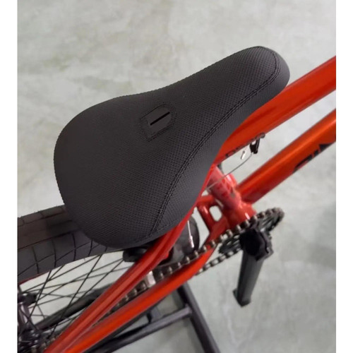 Selle pivotante creuse - , pour