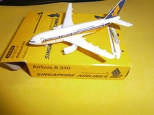 AVION AIRBUS A 310 SINGAPORE AIRLINES AVEC SA BOITE D ORIGINE