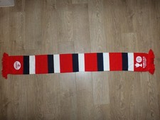 ! Ancienne echarpe foot