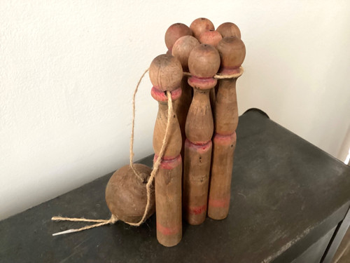 Ancien jeu quilles - ancien, /
