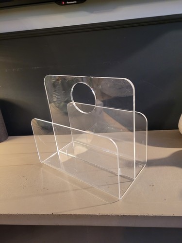 Porte revues plexiglass - en,