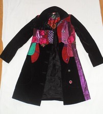 TRES BEAU MANTEAU DESIGUAL