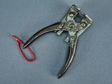 Pince coupante ? outil d'horloger bijoutier watchmaker jeweler tool / 40