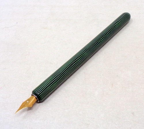 Joli porte plume ancien - ancien, en
