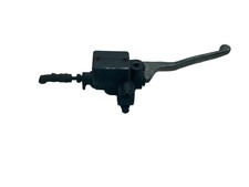 POMPE DE FREIN AVANT DROIT +