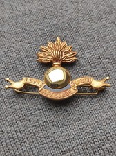 INSIGNE  BERET  -  ESM  SAINT