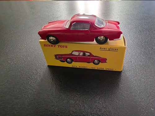 Dinky toys atlas alfa - atlas, romeo