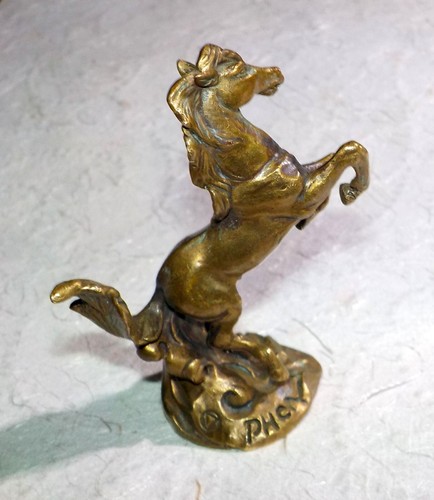 Jolie statuette cheval - jolie,