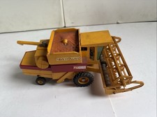 Vintage  Britains 1982 1/32 New Holland Combine  Harvester TR 85